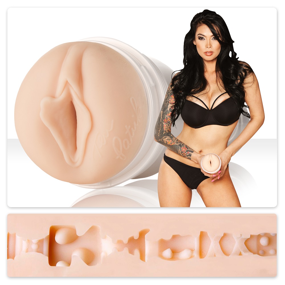 A Tera Patrick Signature Model Girls Pussy Original Male Sex Toys